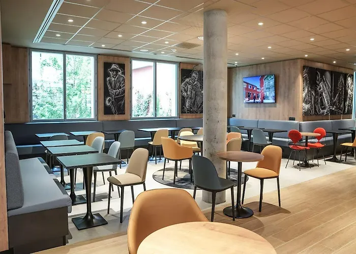 Ibis Gare Montparnasse Catalogne Paris