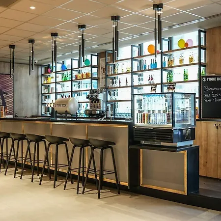 Ibis Gare Montparnasse Catalogne 3*