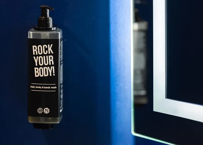 Ibis Gare Montparnasse Catalogne 호텔