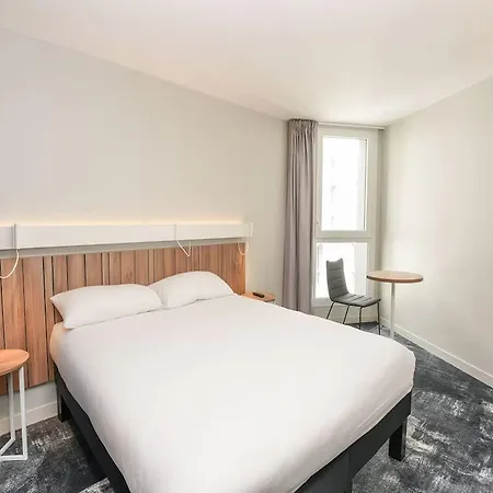 Ibis Gare Montparnasse Catalogne ホテル パリ