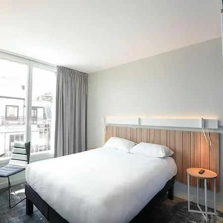 ホテル Ibis Gare Montparnasse Catalogne 3*