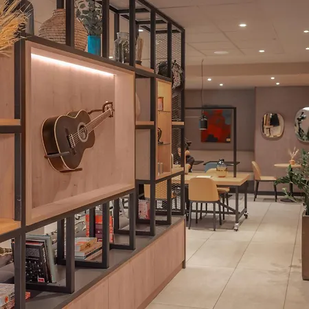 ホテル Ibis Gare Montparnasse Catalogne パリ